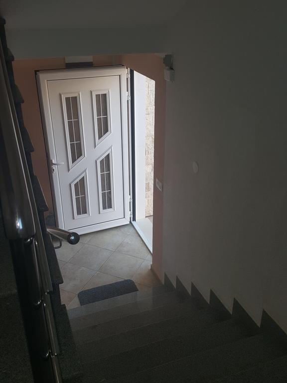 Apartment Vila Mirela Krimovica ภายนอก รูปภาพ